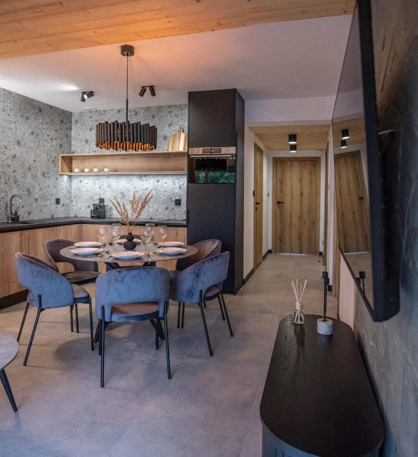 Uzdrowiskowa Z Tarasem Oraz Widokiem Apartment